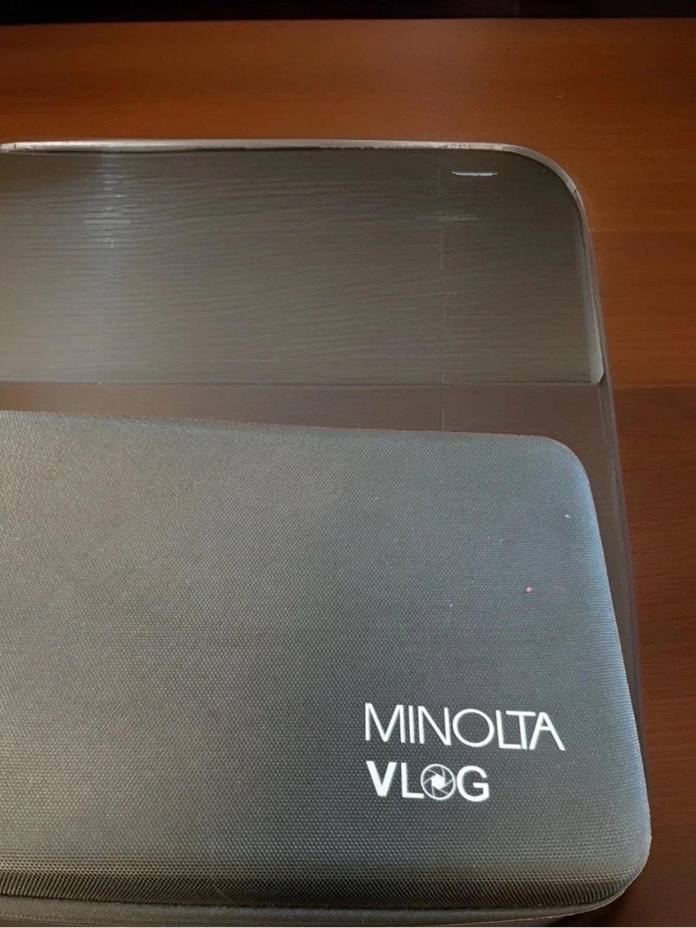 MND60V Vlog Camera in Black